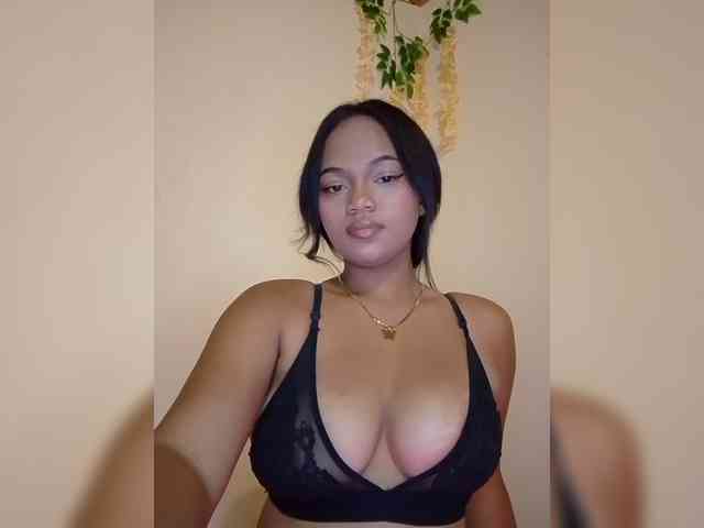 Annah261 webcam