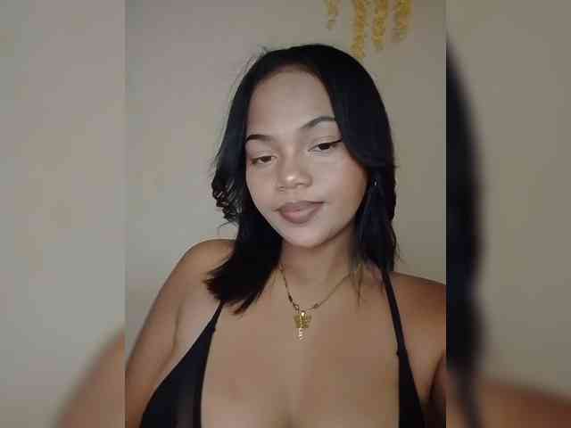 Annah261 webcam