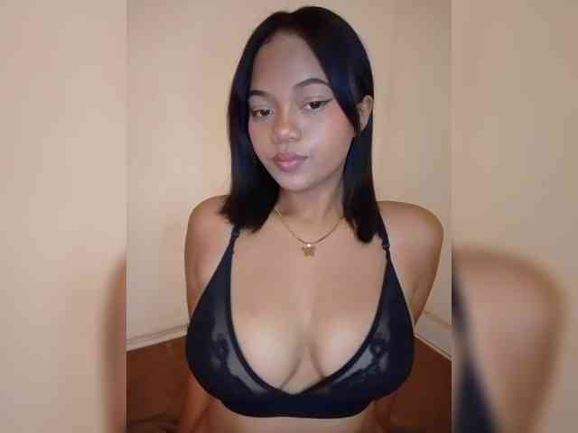 Annah261 webcam