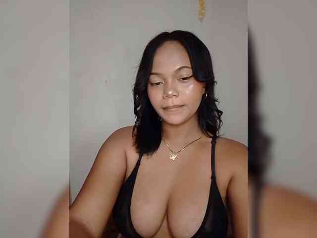 Annah261 webcam