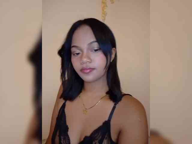 Annah261 webcam