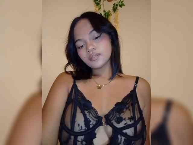 Annah261 webcam