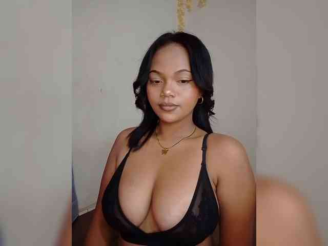 Annah261 webcam