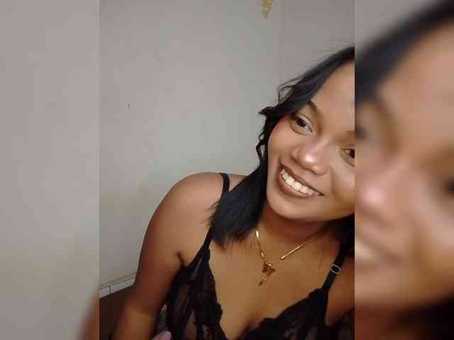 Annah261 webcam