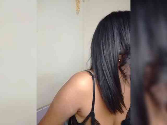 Annah261 webcam