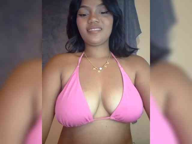 Annah261 webcam