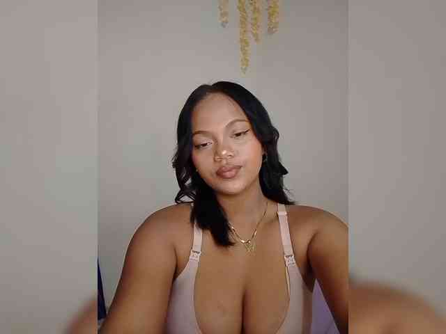 Annah261 webcam