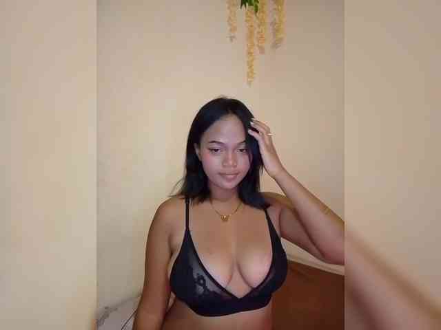 Annah261 webcam