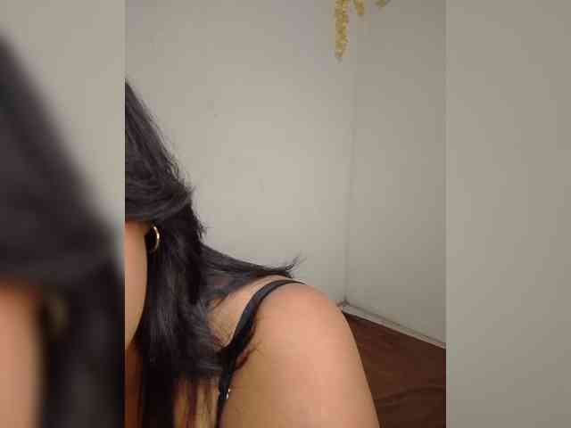 Annah261 webcam