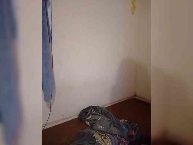 Annah261 webcam