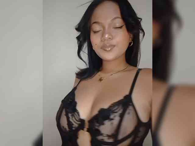 Annah261 webcam