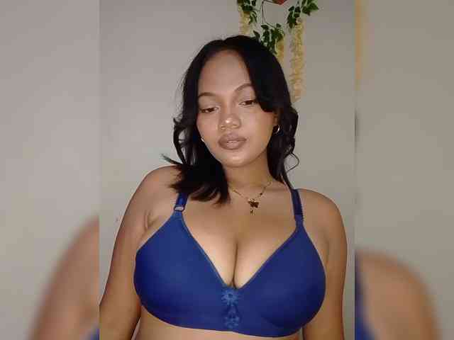 Annah261 webcam