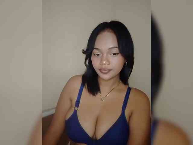 Annah261 webcam