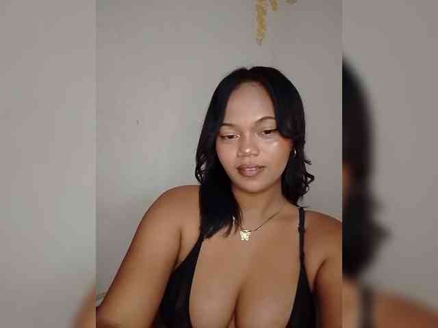 Annah261 webcam