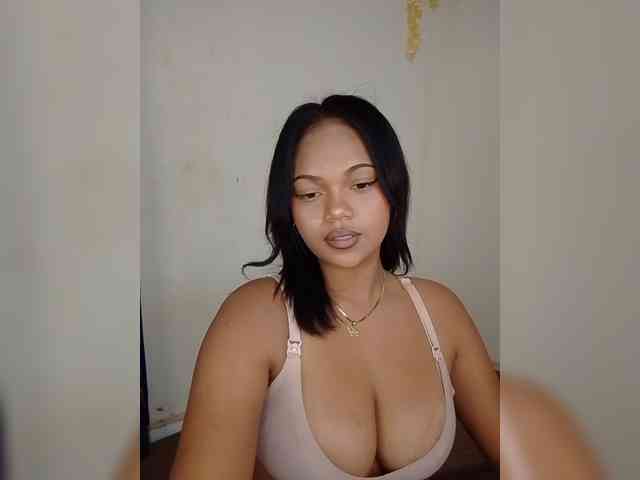 Annah261 webcam