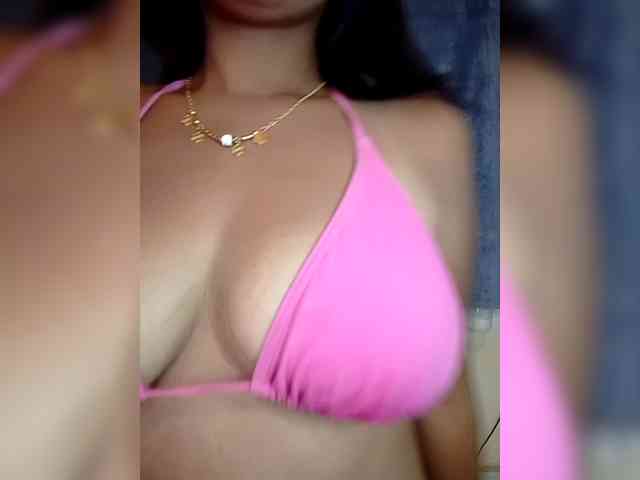 Modèle: Annah261