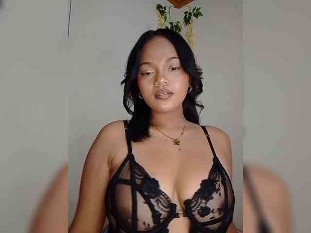 Annah261 webcam
