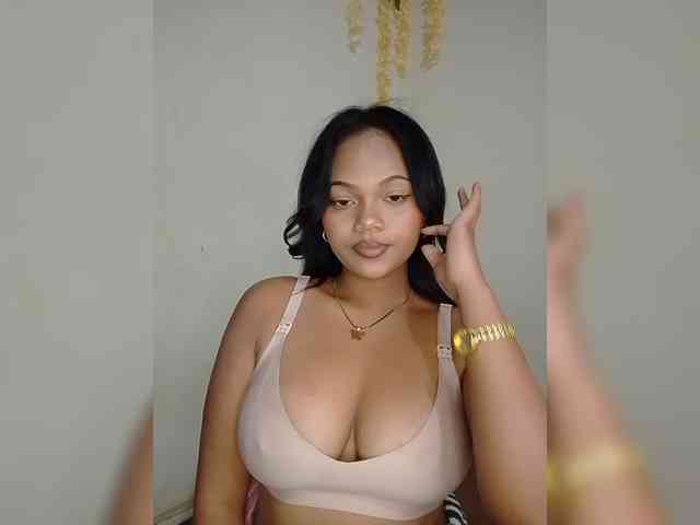 Annah261 webcam