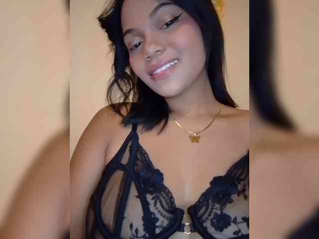 Annah261 webcam