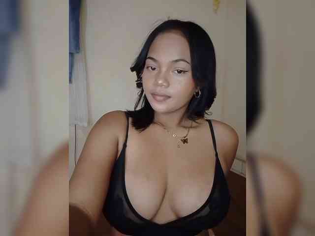 Annah261 webcam