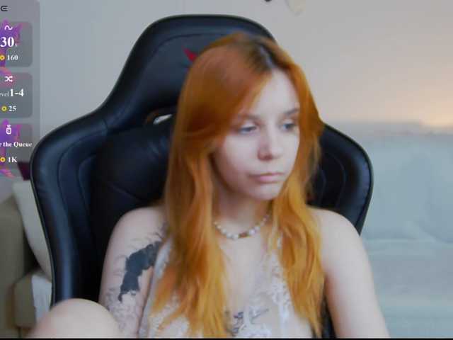 Rachel-lips live cam on BongaCams