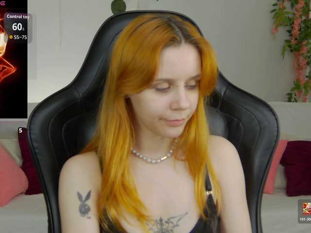 Rachel-lips webcam