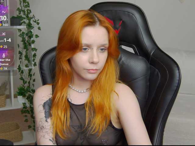 Rachel-lips live cam on BongaCams