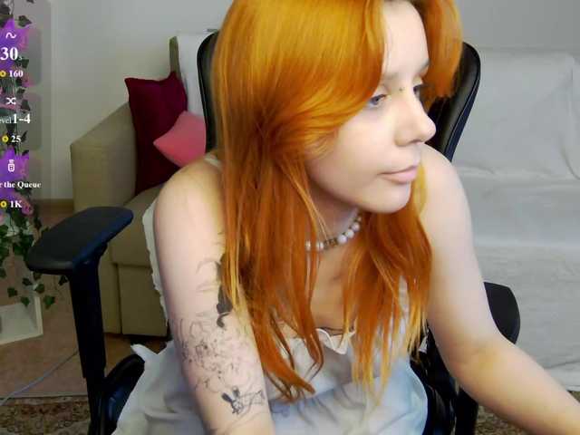 Rachel-lips live cam on BongaCams