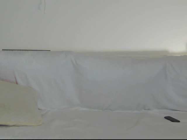 Rachel-lips live cam on BongaCams