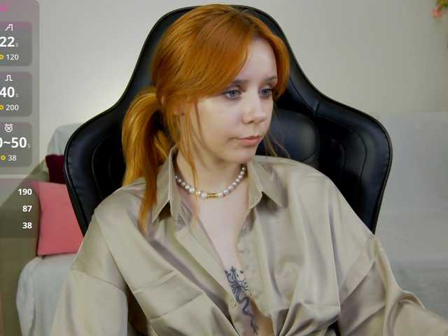 Rachel-lips's BongaCams show and profile