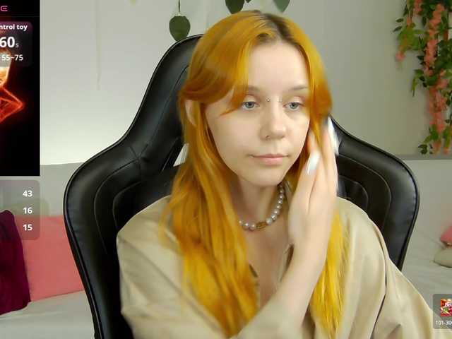 Rachel-lips Live Cam on BongaCams