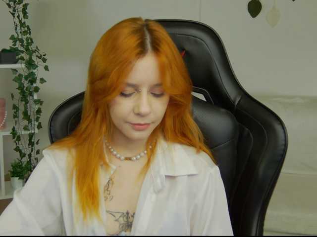 Rachel-lips