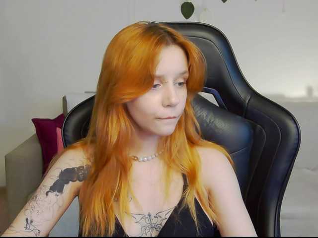 rachel-lips live sex show