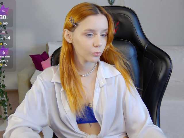Rachel-lips live cam on BongaCams