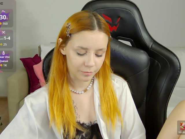Rachel-lips live cam on BongaCams
