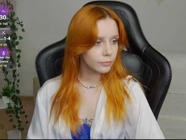 Rachel-lips live cam on BongaCams