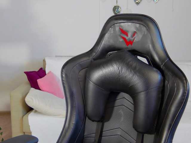 rachel-lips live sex show