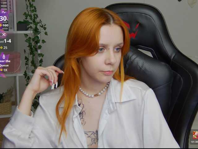 Rachel-lips live cam on BongaCams