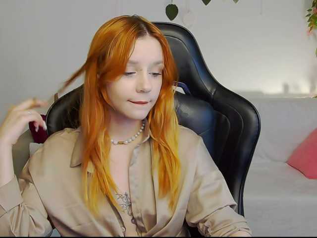 Rachel-lips