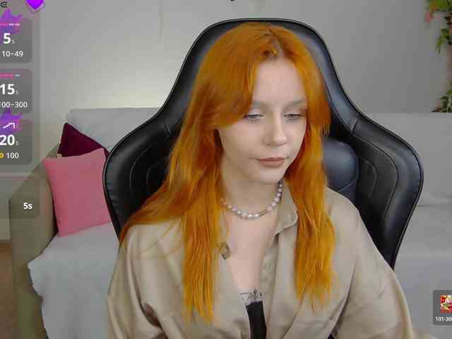 Rachel-lips webcam