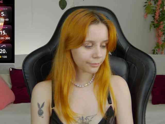 Rachel-lips webcam