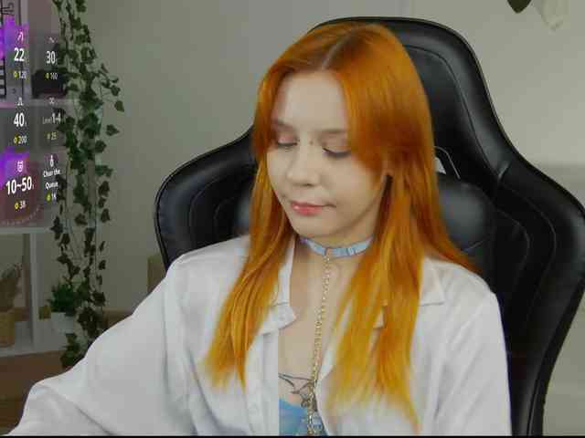 Rachel-lips webcam
