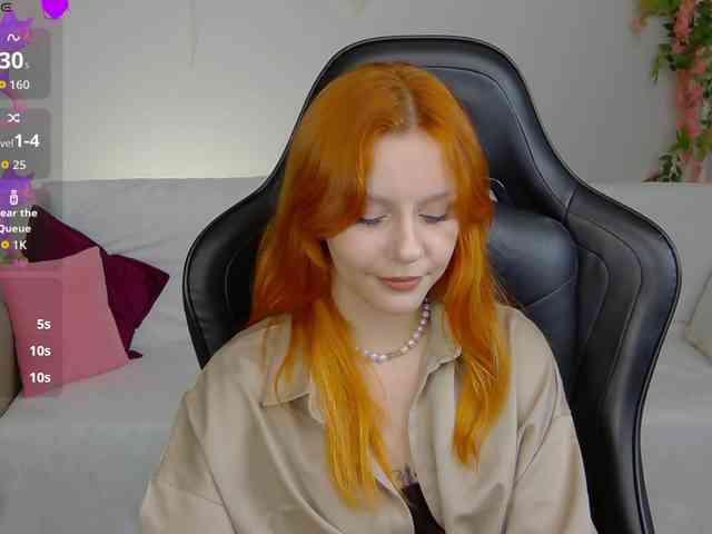 Rachel-lips webcam