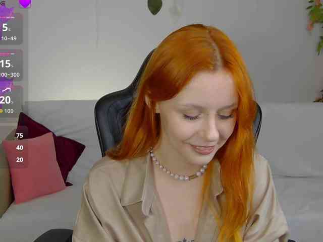 Rachel-lips webcam