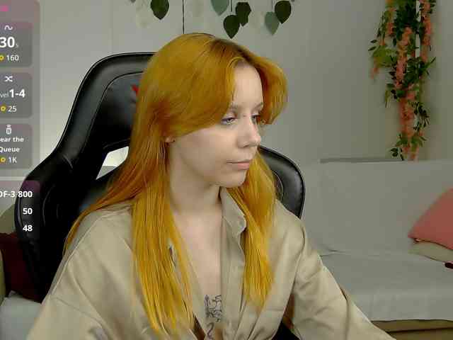 Rachel-lips webcam