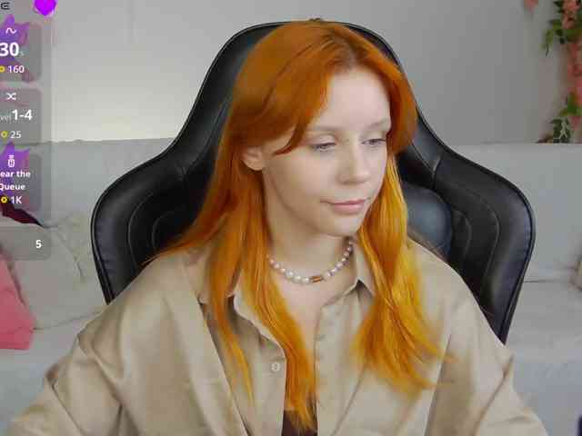 Rachel-lips webcam