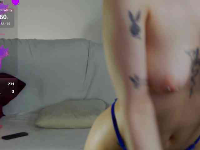 Rachel-lips webcam