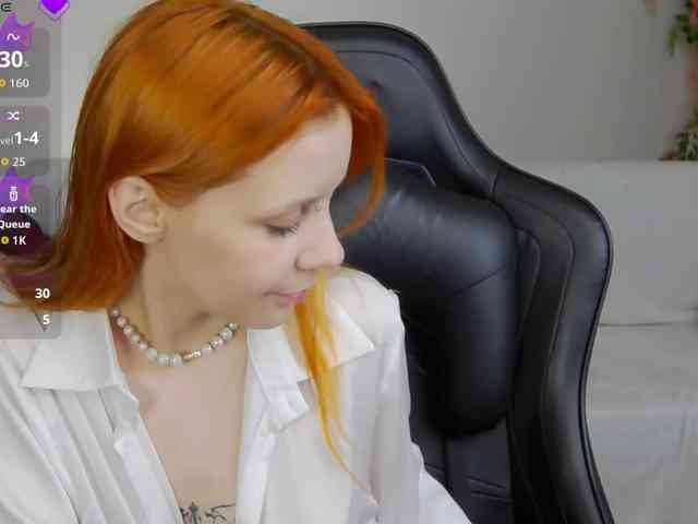 Rachel-lips webcam