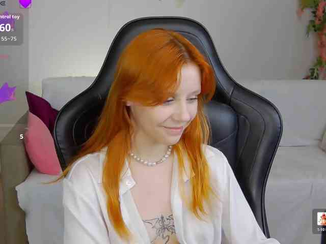 Rachel-lips webcam