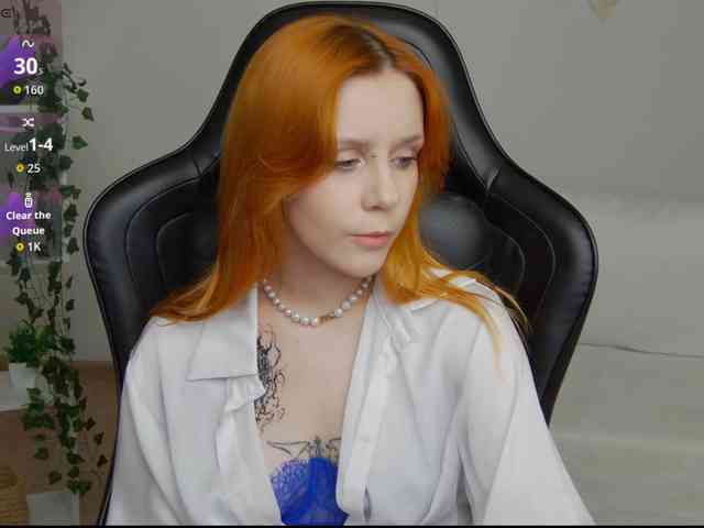 Rachel-lips webcam